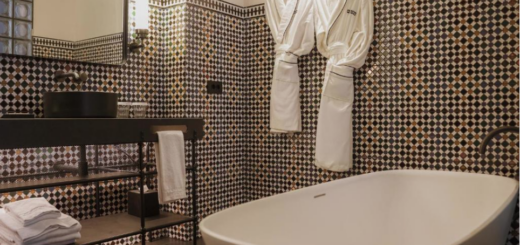 Baño azulejos artesanos